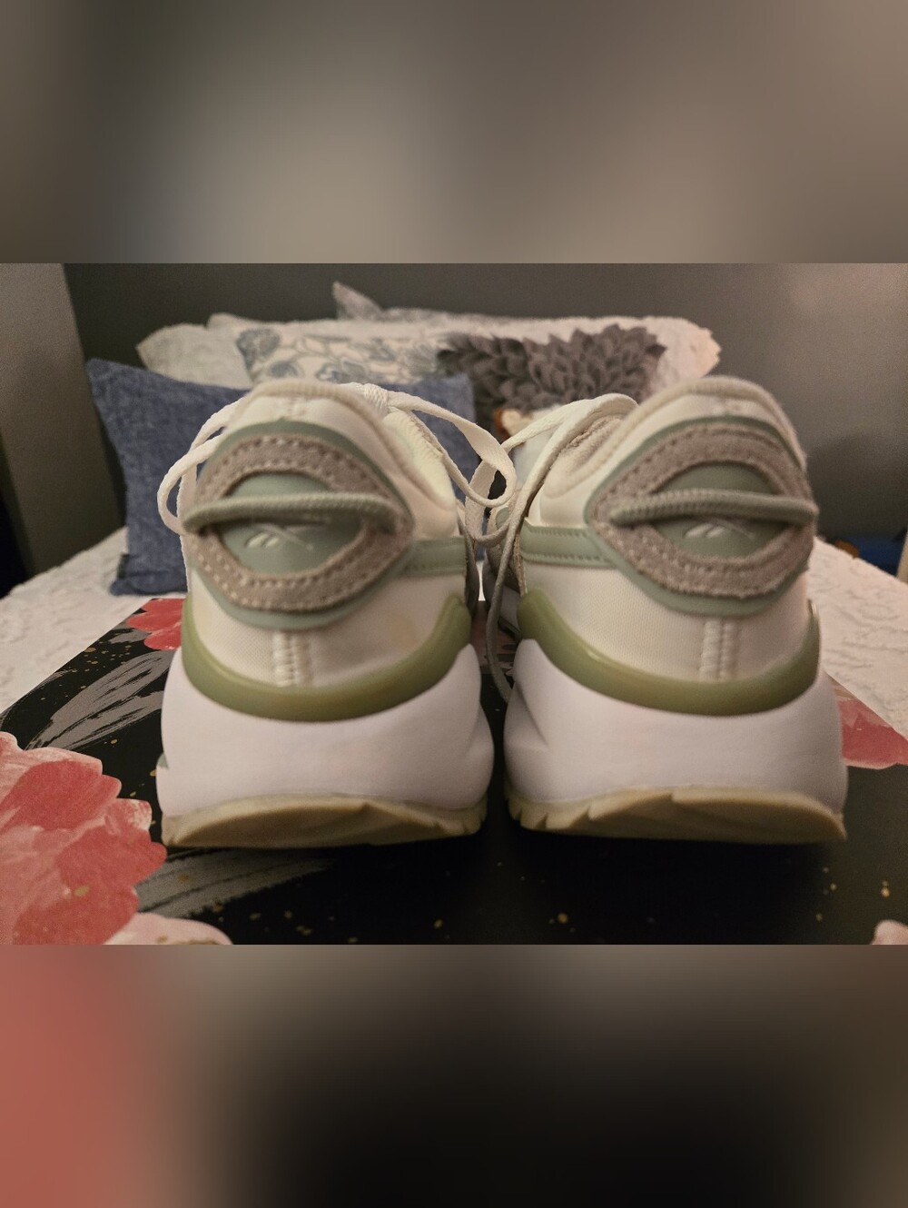 Womens' Reeboks - Picture 3 of 11